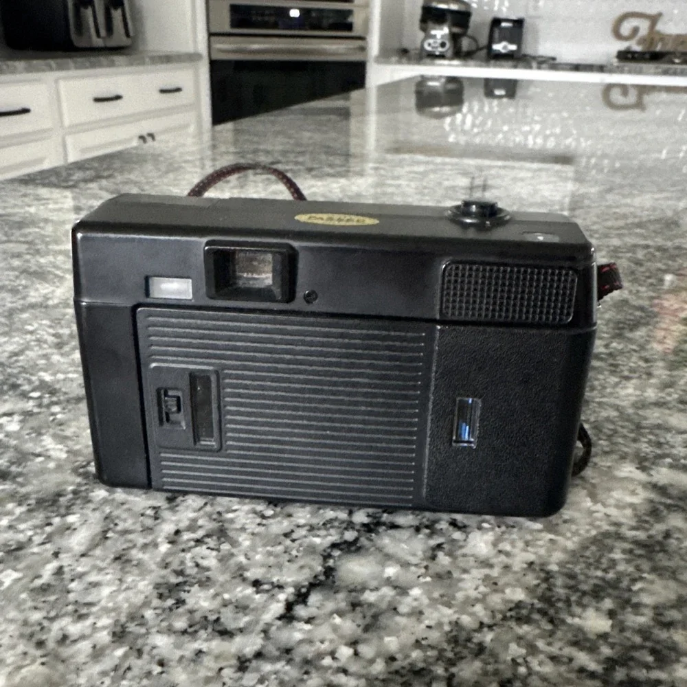 Nikon One Touch Japan L35AF2 35mm Point & Shoot Film Camera Tested Works